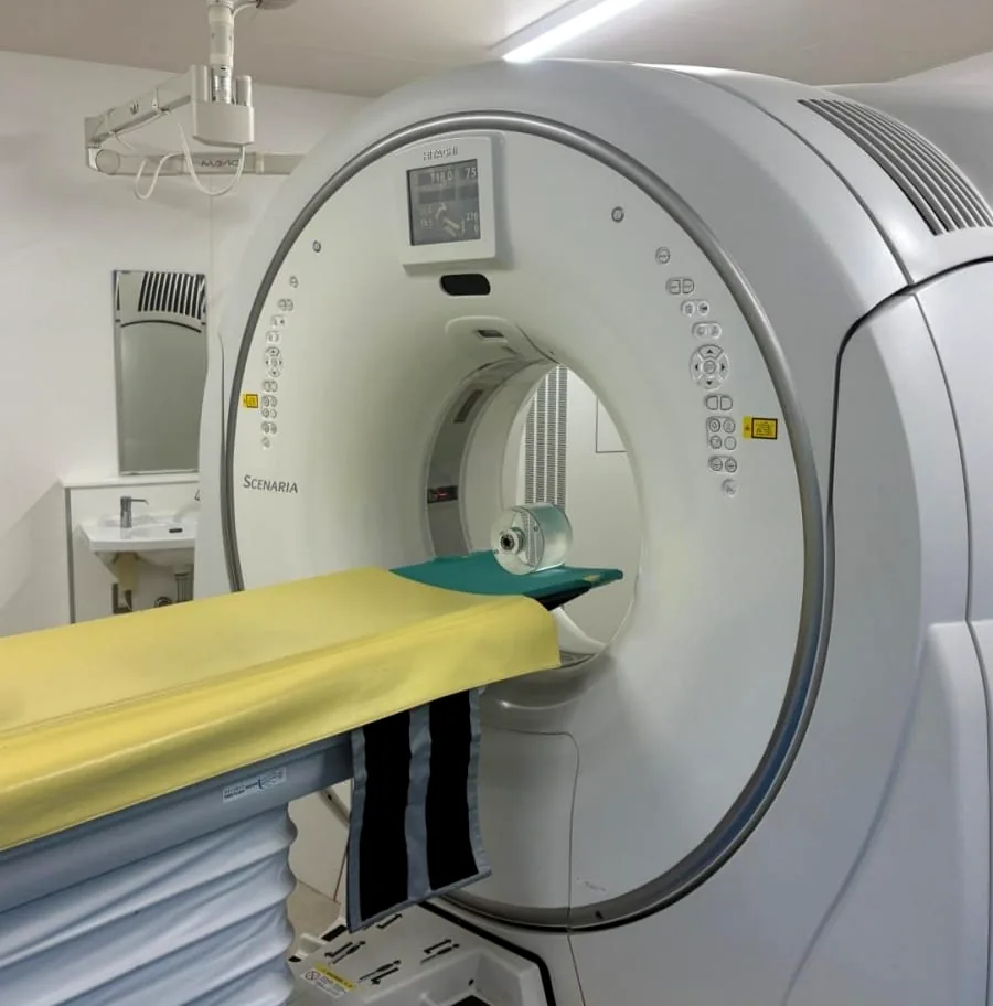 Hitachi CT system
